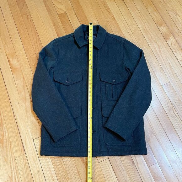 J. Crew Men’s Wool Blend Coat Size M Mackinaw Cruiser Style Dark Gray Excellent - Picture 6 of 13